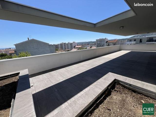 Duplex 6 pièces 198 m²