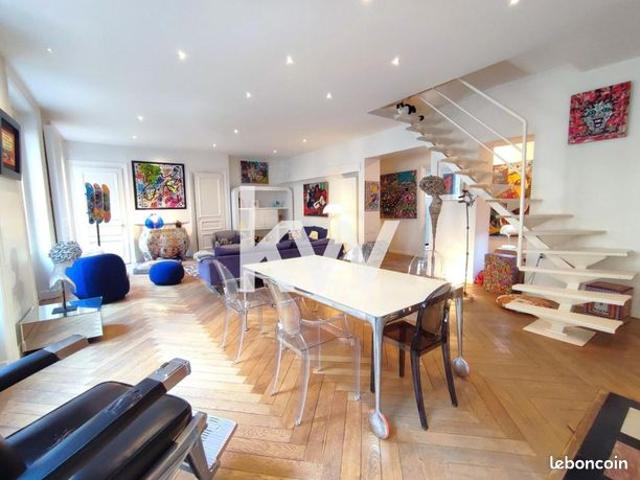 Duplex 6 pièces 215 m²