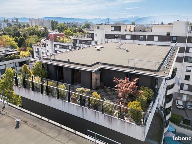 Duplex 6 pièces 211 m²