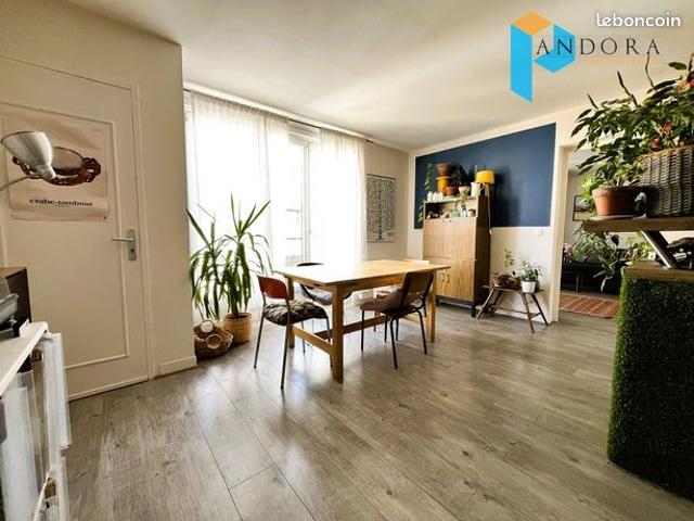 Duplex 88 m² Neuilly Plaisance Centre