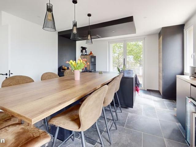 Duplex 8 pièces 198 m²