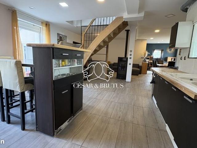 Duplex 8 pièces 232 m²