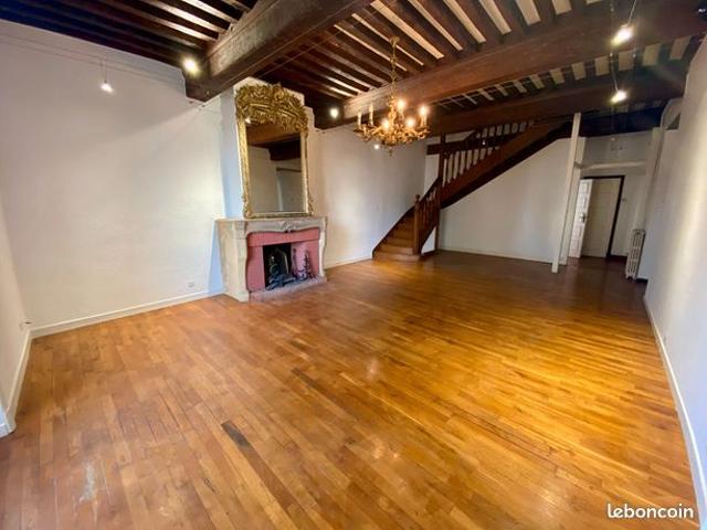 Duplex 8 pièces 251 m²