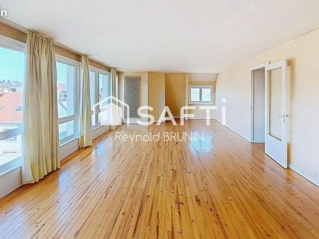 Duplex 8 pièces 278 m²