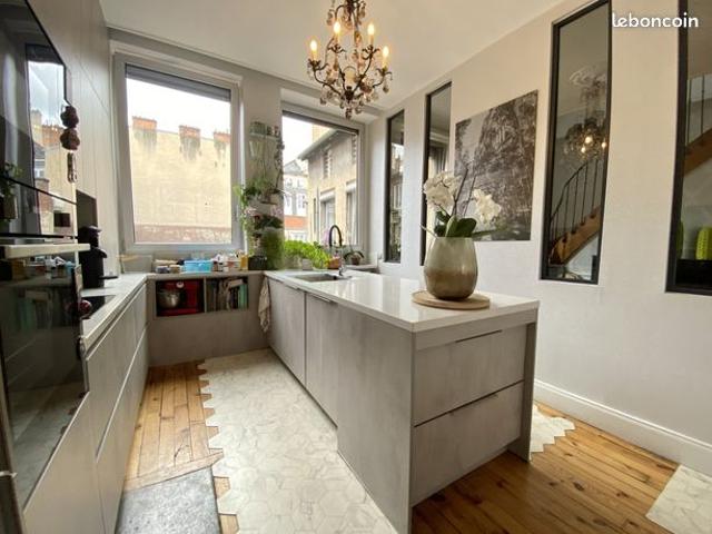 Duplex 8 pièces 296 m²