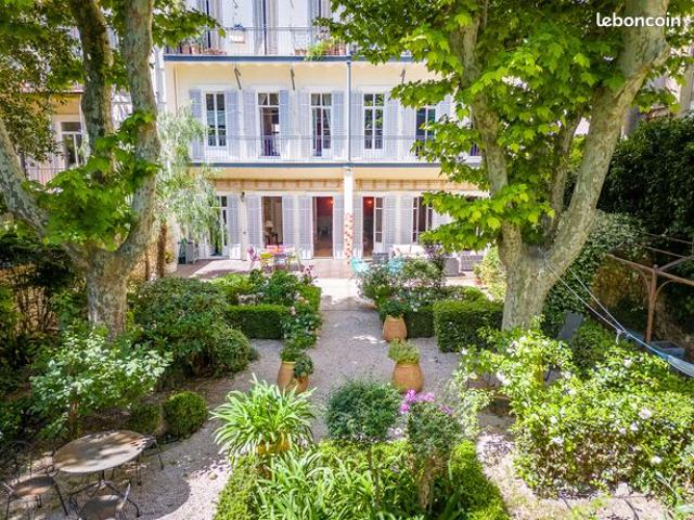 Duplex 9 pièces 272 m²