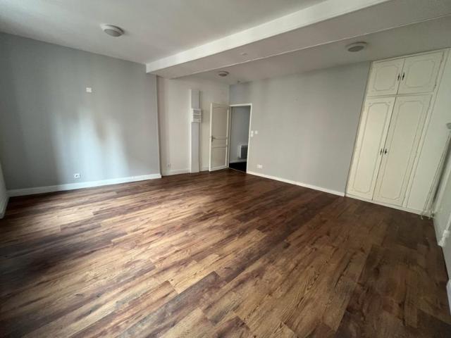 Duplex coeur centre ville