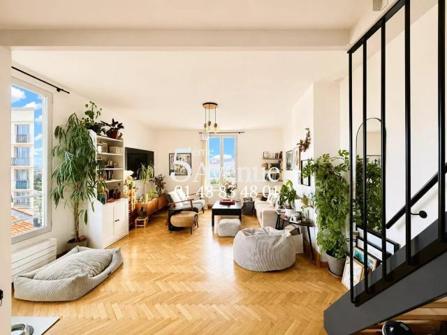 Duplex coeur de ville Adamville/Mairie