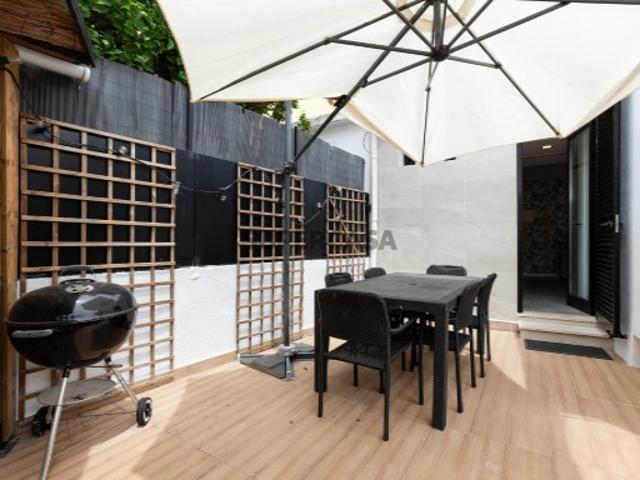 Duplex com Jardim Privativo e Vista Deslumbrante para o Tejo na Ajuda