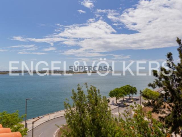 Duplex com vistas em Vila Real Santo António
