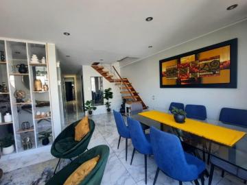 DUPLEX con azotea, vista a parque, cerca ovalo higuereta urb la castellana