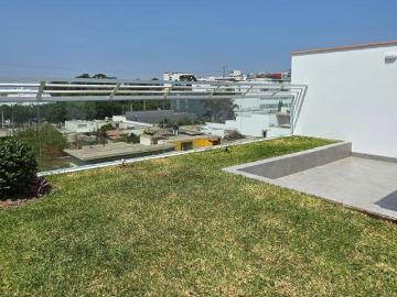 DUPLEX CON AMPLIA TERRAZA Y SALA DE ESTAR. CERCA AL PARQUE LAS GARZAS.ID.954