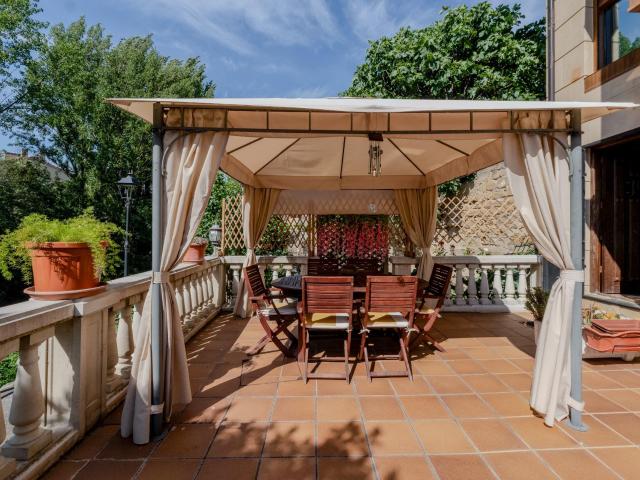 Dúplex con terraza al río en Cuzcurrita de Río Tirón