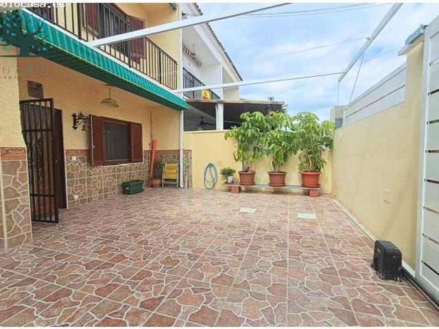 DÚPLEX CON TERRAZA LATERAL Y PISCINA PRIVADA