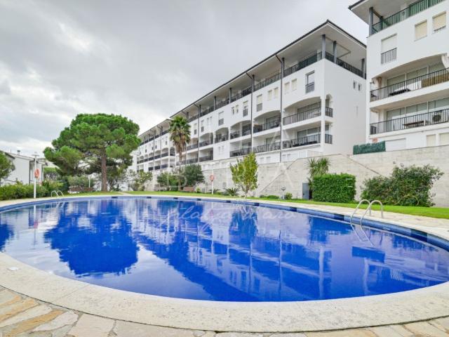 Dúplex con terraza y vistas al canal en Port d'Aro, junto a. 0m² Castell Platja d'Aro