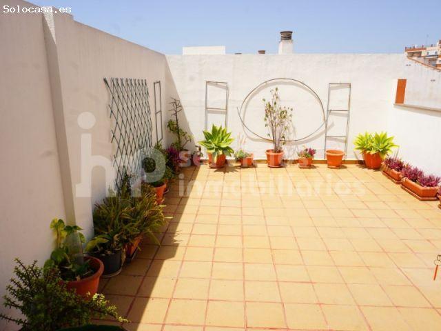 Dúplex con terraza y garaje en el centro de Vélez Málaga
