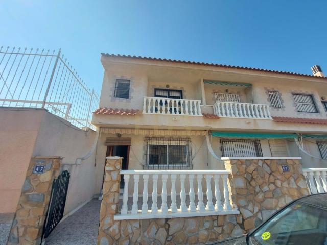 Duplex con 4 dormitorios a 500 metros de la playa