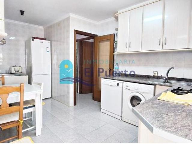 DÚPLEX CON 6 DORMITORIOS Y AMPLIA PARCELA A 300 METROS DE LA PLAYA REF 1363