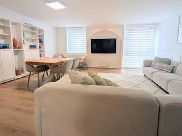 Duplex contemporain de 4 chambres en centre ville – Idéal Famille ou Investissement