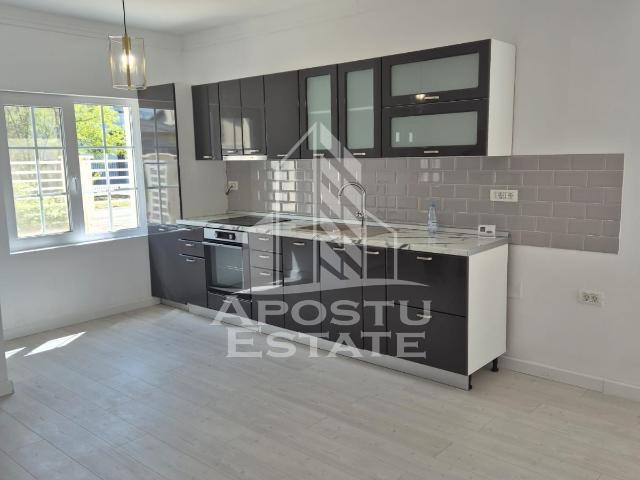 Duplex cu 4 camere, de inchiriat, Curte 300 mp, Mosnita Noua