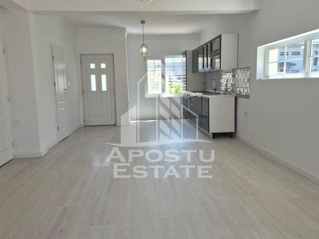 Duplex cu 4 camere, de inchiriat, Curte 300 mp, Mosnita Noua