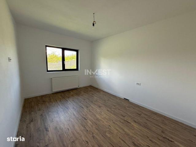 Duplex cu 4 camere in Valea Adanca