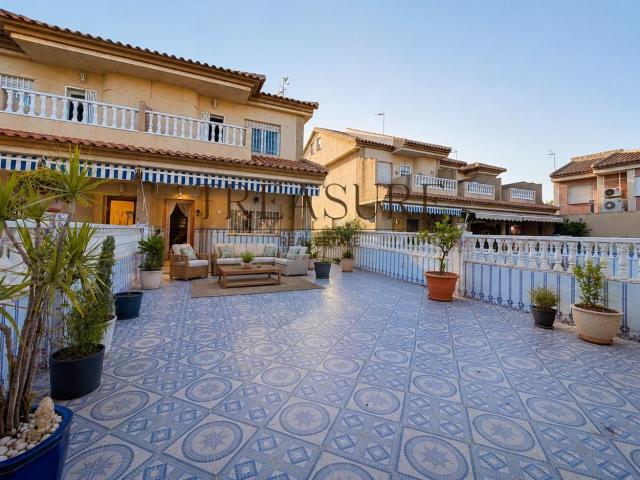 Dúplex a 200m de la playa en Los Narejos | 4 dormitorios | Aparcamiento para 3 coches | A 200 m del Mar Menor
