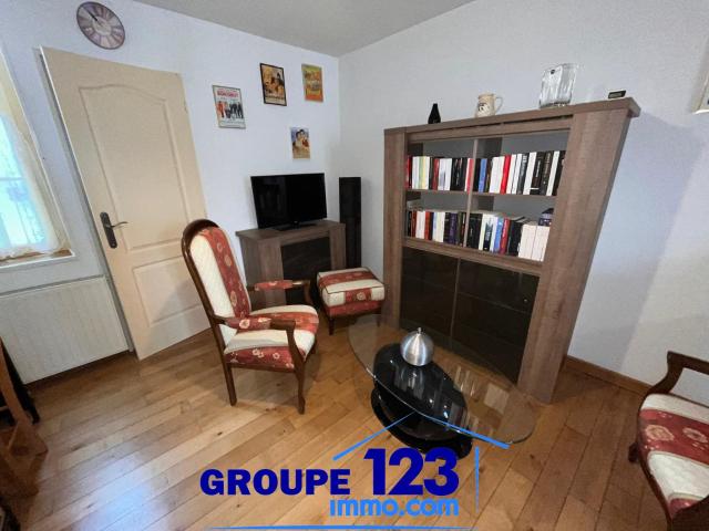 Duplex à vendre à Auxerre Cave, extérieur privatif et statio. 49m² Auxerre