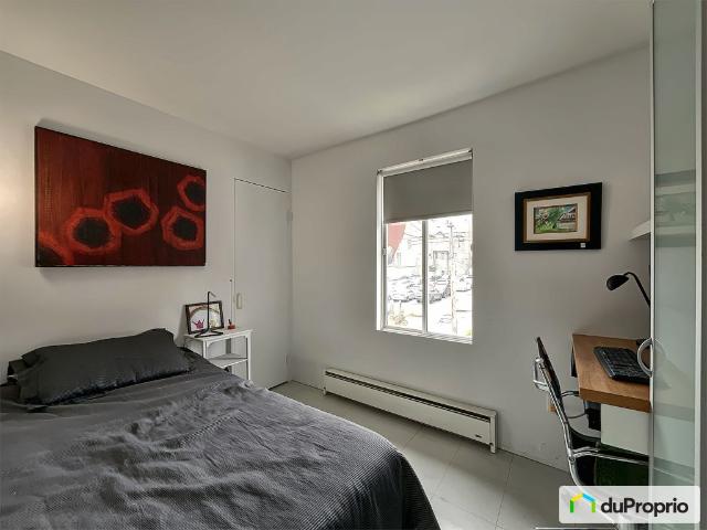 Duplex à vendre Le Plateau Mont Royal 4 chambres 2 salles de bain #1104