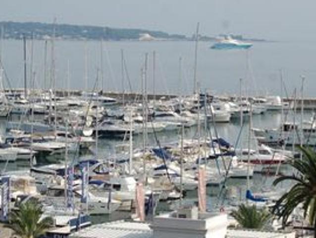Duplex à vendre sur Le Golfe Juan, Port 6