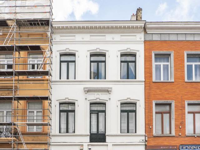Duplex à vendre pour 415000 euro avec 2 chambres à coucher
