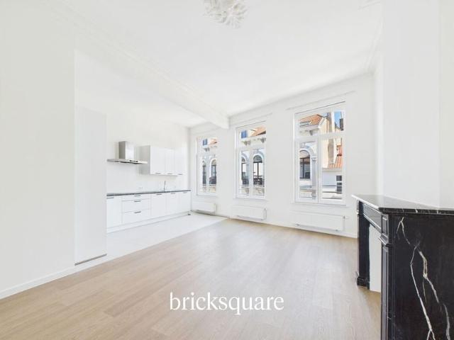 Duplex à vendre pour 595000 euro avec 3 chambres à coucher
