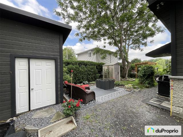 Duplex à vendre Repentigny. 3 chambres 1 salle de bain #1108