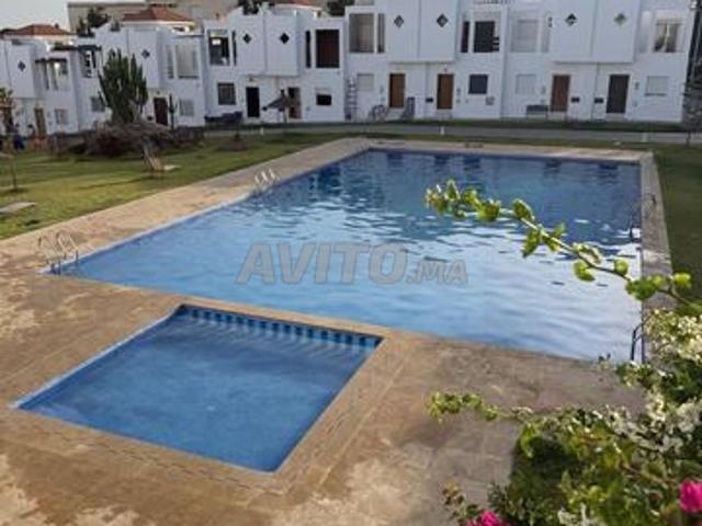 Duplex à Achakar, Tanger, avec piscine et vue sur mer