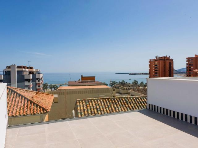 Dúplex a estrenar llave en mano con gran terraza y vistas al. 108m² Málaga