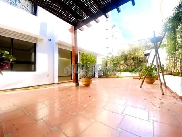 Duplex à louer 370 m² à Gauthier