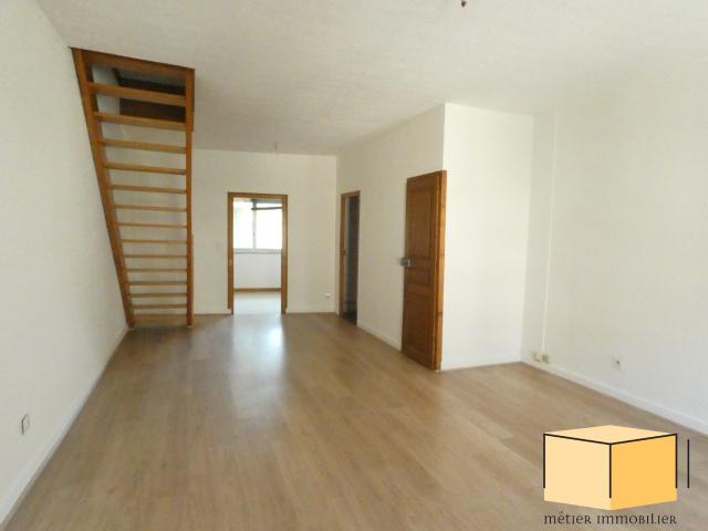 Duplex à louer, 3 pièces Belley 01300