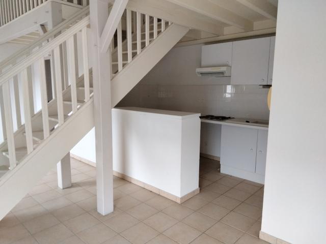 DUPLEX à louer à Eysses