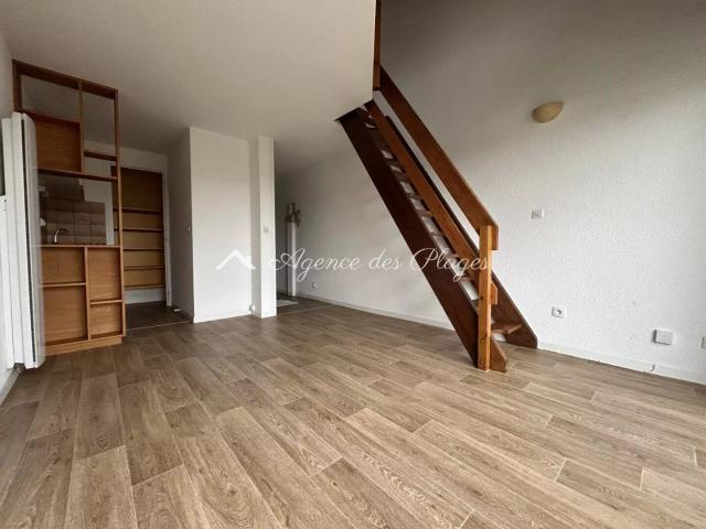 DUPLEX A MESCHERS