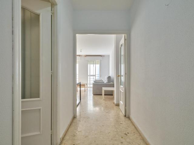 Duplex amueblado de dos dormitorios con plaza de garaje centro Jerez