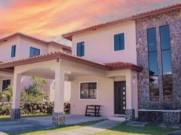 Dúplex Amueblado De 3 Dormitorios En Venta En Hacienda Los Molinos, Alto Boquete