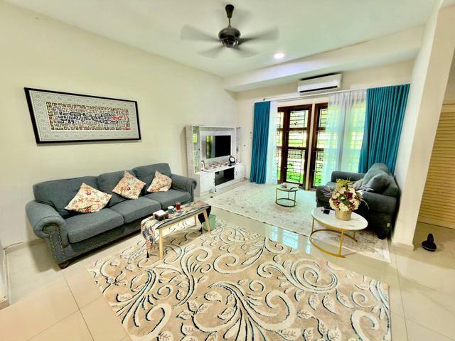 Duplex ada pool Freehold Villa Avenue 2 BTHO Cheras
