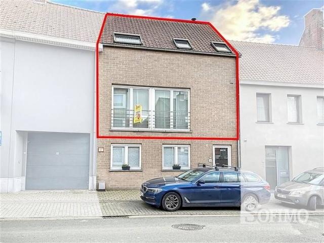 Duplex appartement met dubbele garage