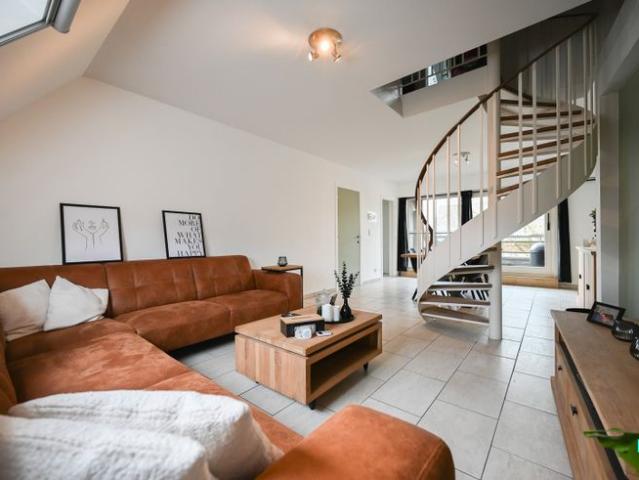Duplex appartement met twee slaapkamers in centrum Izegem