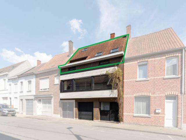 Duplex appartement met zonnig terras – Stijlvol & energie.