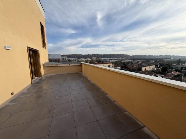 Duplex au denier étage avec grande Terrasse Notaire offert Parking