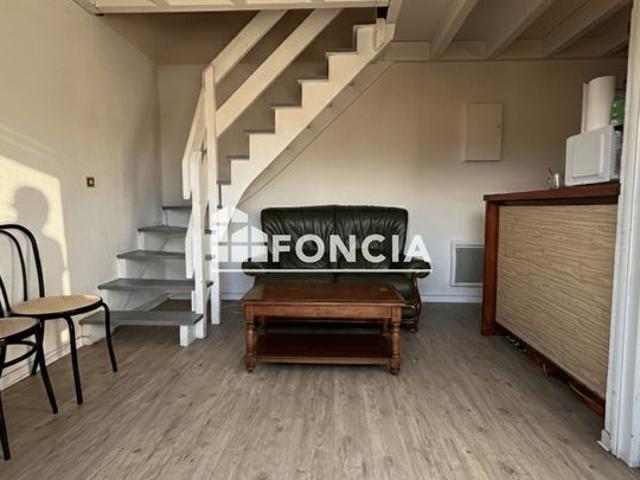 Duplex avec balcon et place de parking
