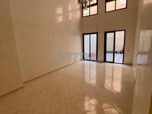 Duplex avec chambre salon