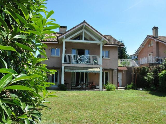 Duplex avec jardin | dreamo. Ch