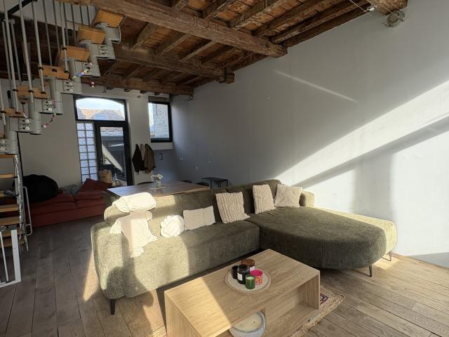 DUPLEX AVEC PATIO EN HYPER CENTRE